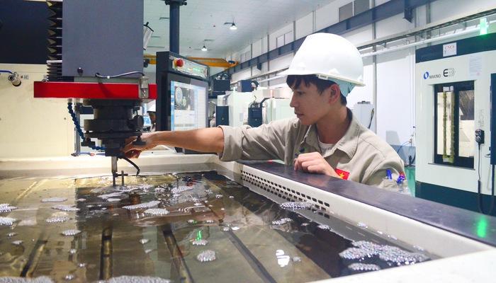 Máy CNC Là Gì? Nguyên lý hoạt động của máy CNC! Tất cả thông tin về máy CNC 32 Các loại máy CNC phổ biến