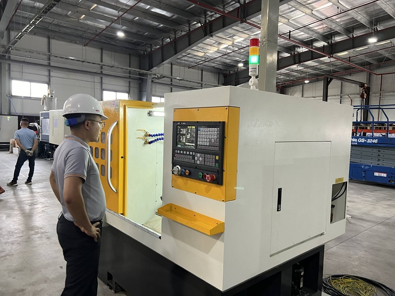 Cấu Tạo Của Máy Tiện CNC